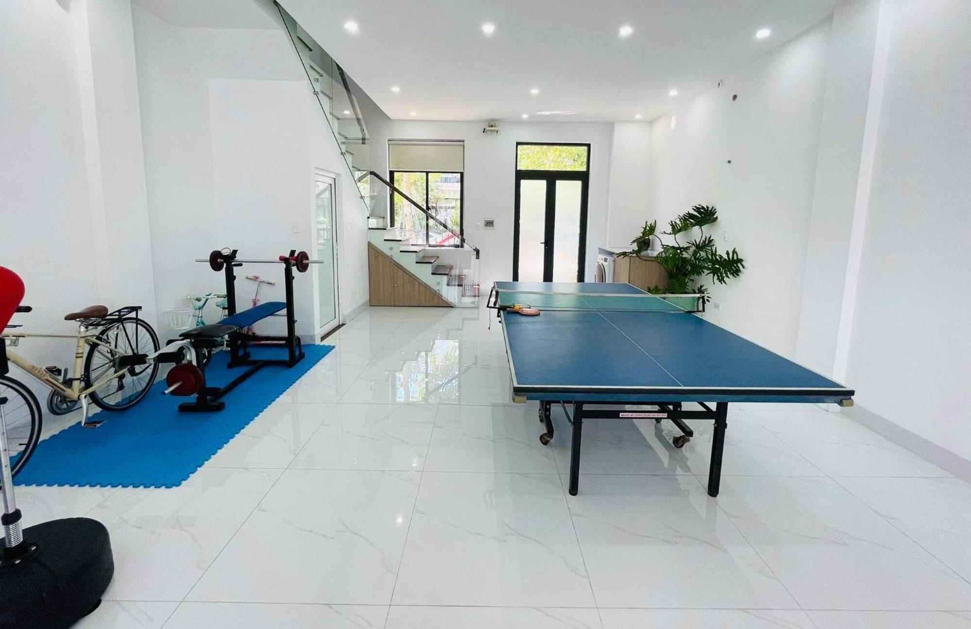 Bon'S Homestay - Nguyen Can 3 Phong Ngu - Hai Mat Tien - Bai Do Xe Co Mai Che Mien Phi Хуе Екстериор снимка